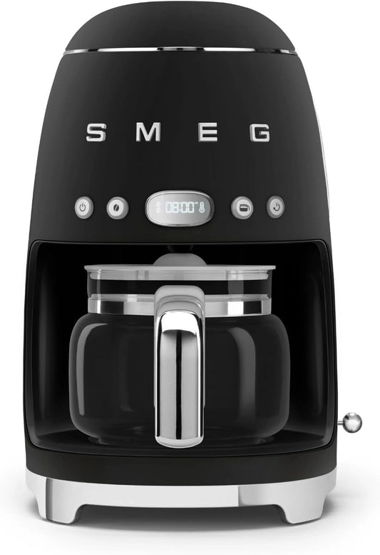 Cafetière Filtre Smeg DCF02BLMEU, 12 Tasses, Intensité Réglable, Autostart, Mode Maintien au Chaud, 1050W, Noir Mat